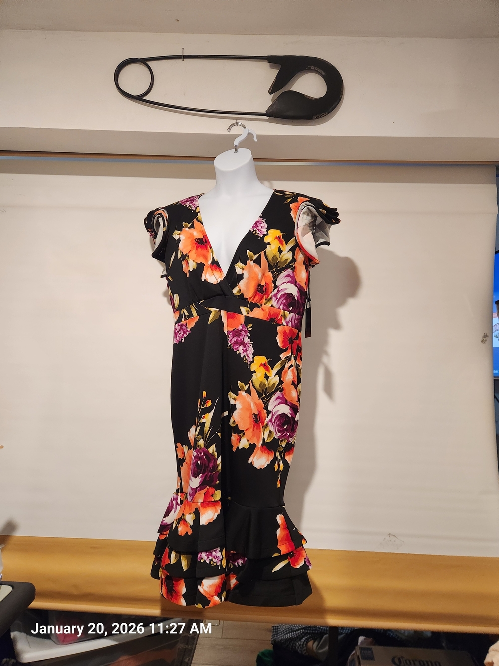 Floral V-Neck Ruffle Hem Mermaid Style Midi Dress - Black/Multicolor NWT